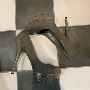 Caryssa Grey Multi platform